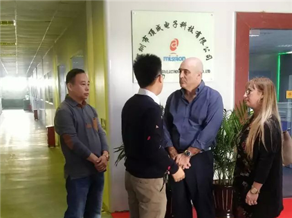 以色列客户来访深圳顶成工厂